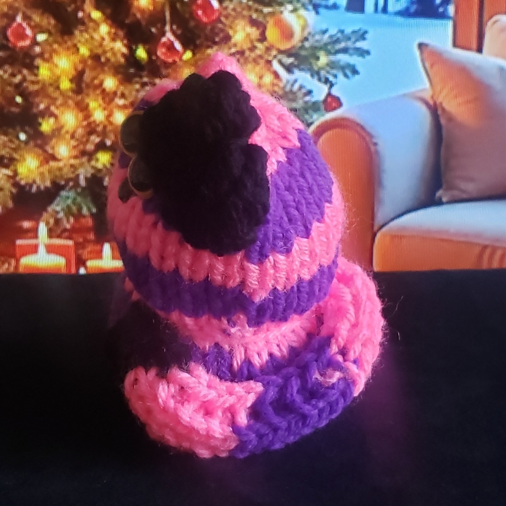 Handmade Knit Kitty - Picture 3 of 6